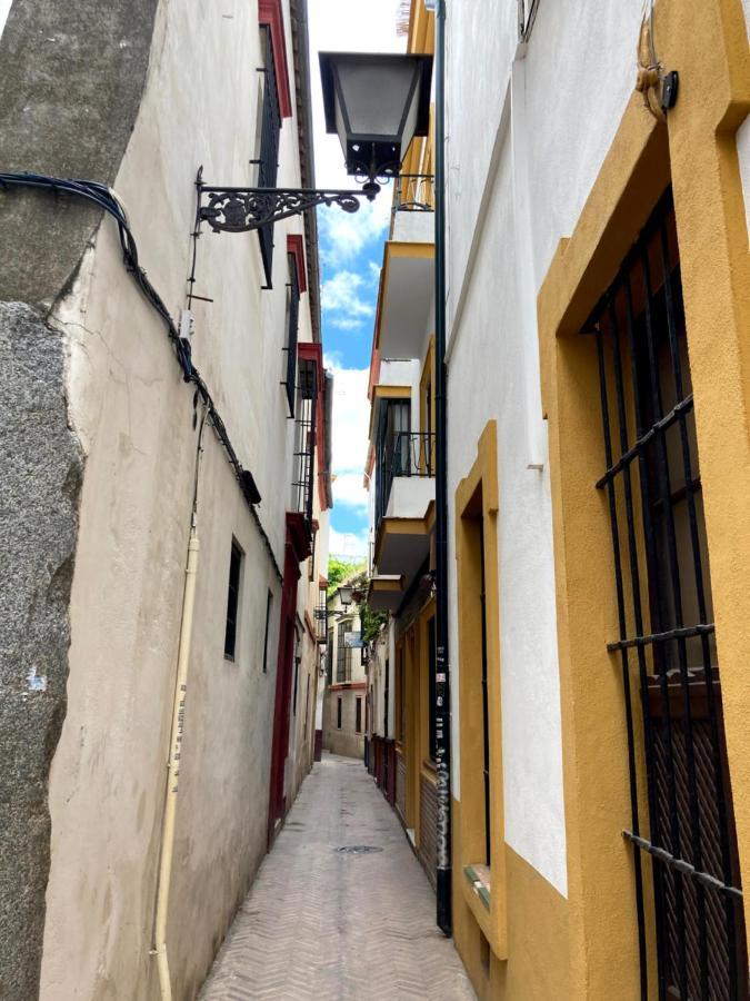 Acogedor Apt 8Pax 4Bdr 2Bth- Cozyhomesevilla2 Kültér fotó