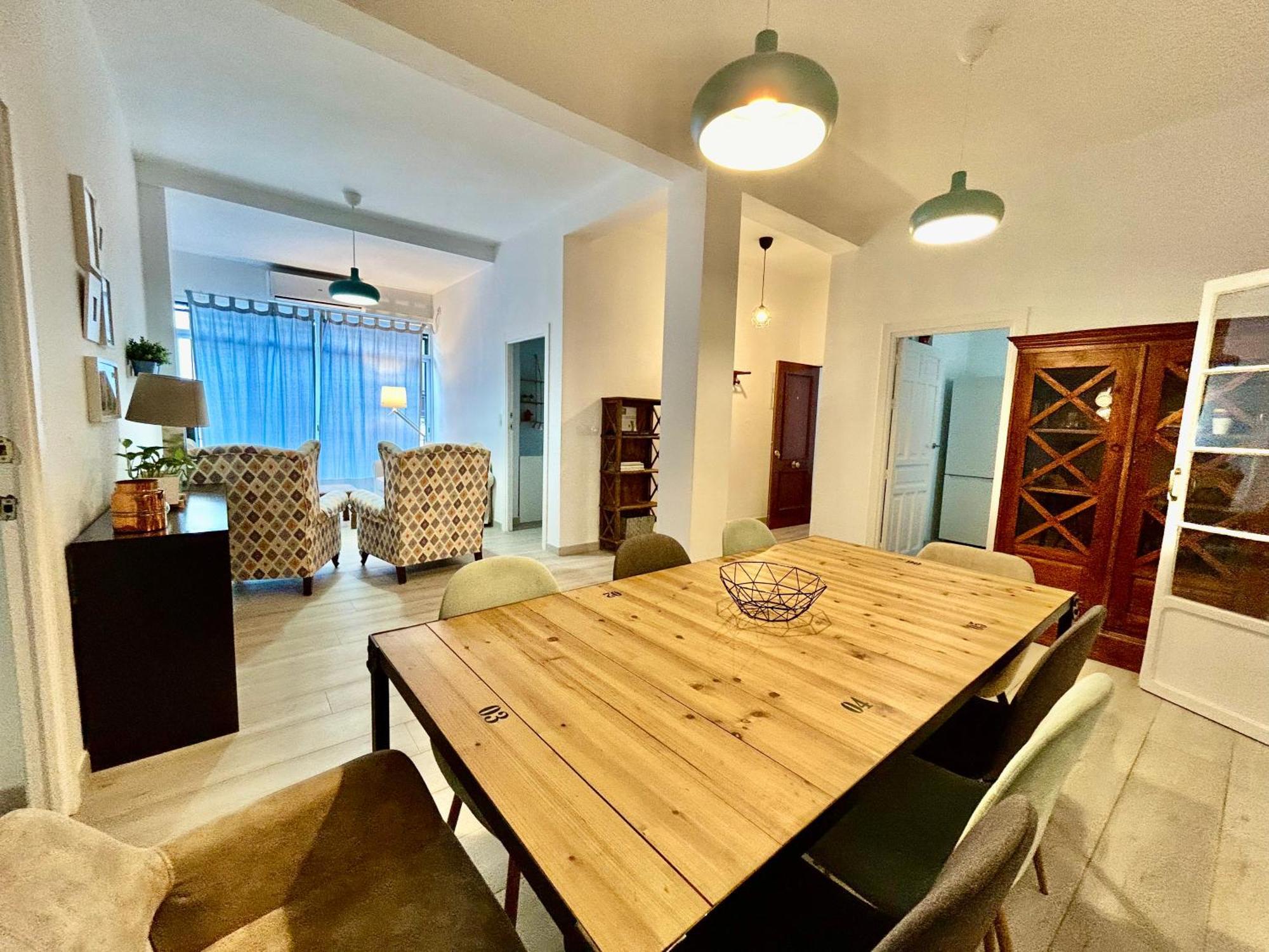 Acogedor Apt 8Pax 4Bdr 2Bth- Cozyhomesevilla2 Kültér fotó